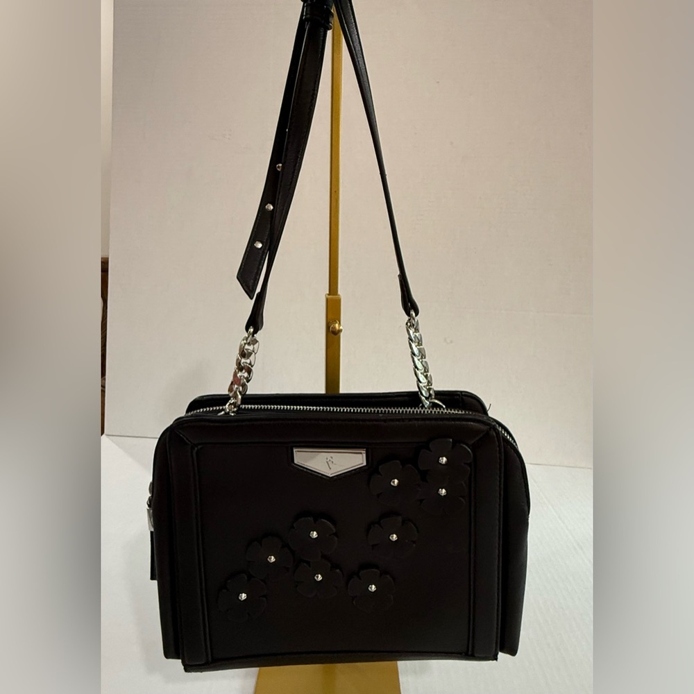 Simply Vera Wang Crossbody Handbag Black Floral Appliqué Silver Adjustable Strap